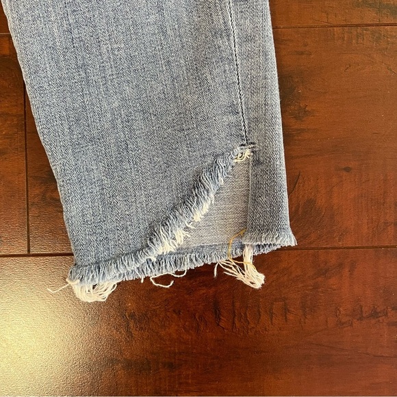 GOOD AMERICAN Denim Good Legs High Rise Jeans Raw Cascade Hem Size 10 / 30 - Picture 8 of 12